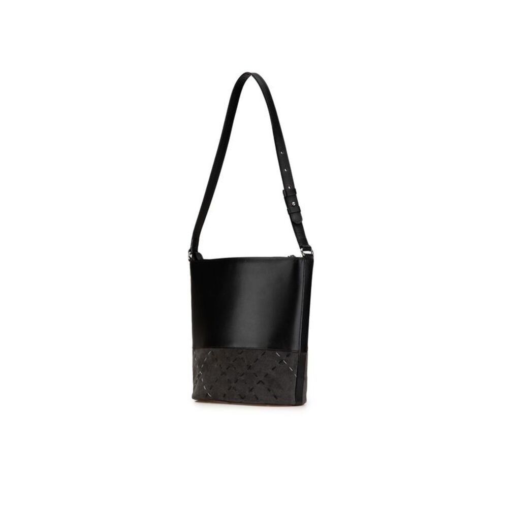 Burberry Black  Shoulder Bag - Picture 2 of 8